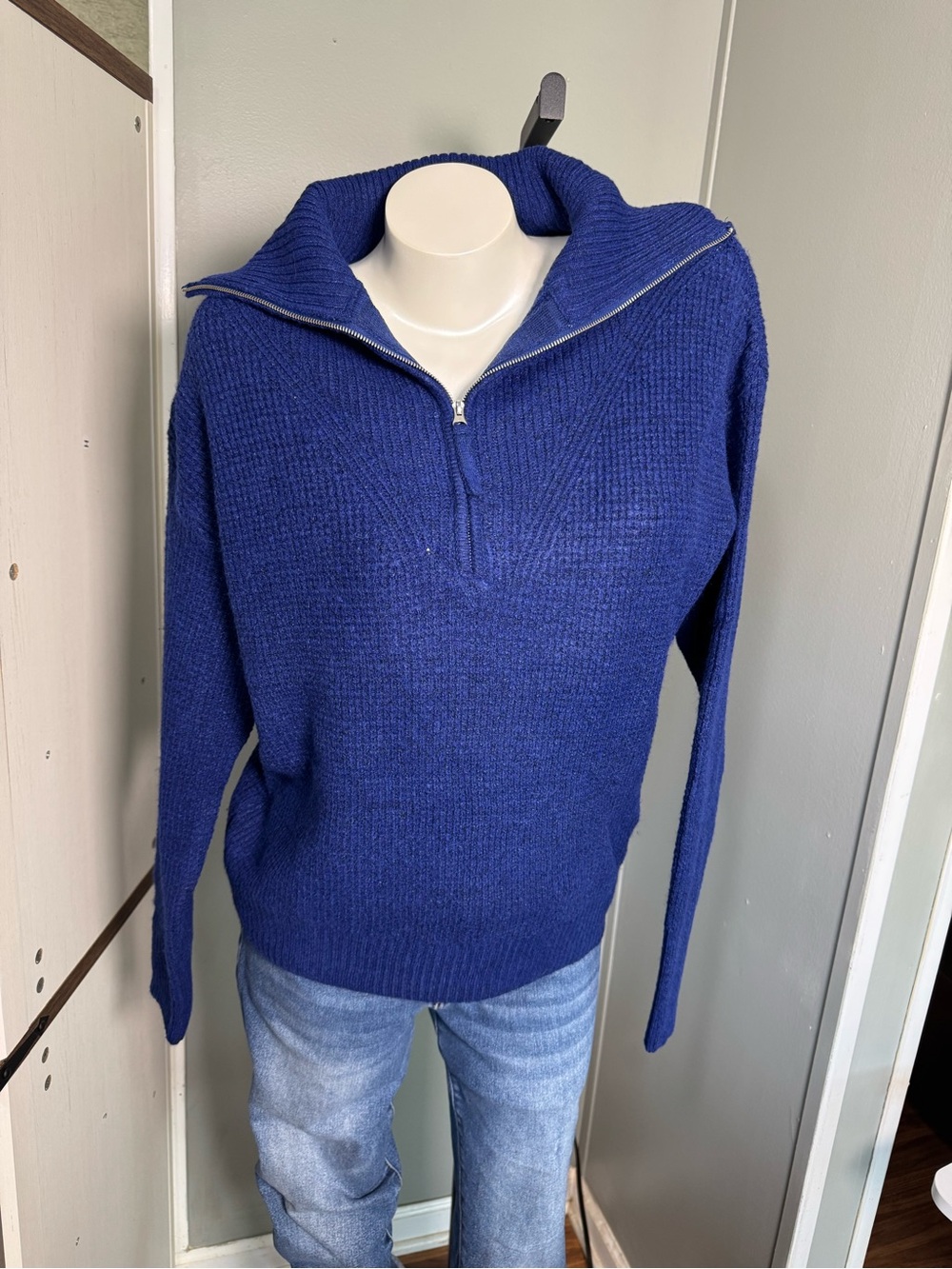 NWOT Zenana Women’s Half Zip Sweater in Royal Blue